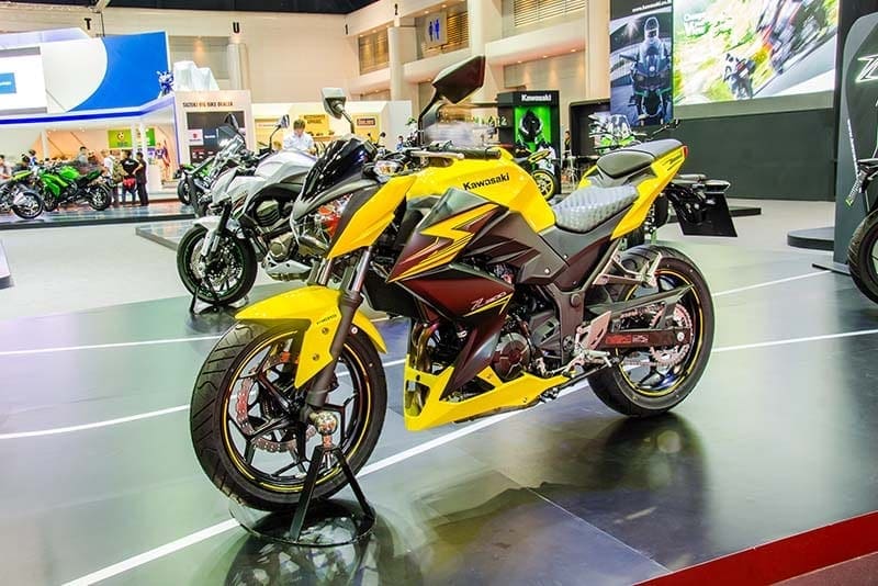 Kawasaki z300 motorbike