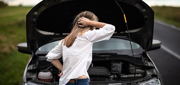 A car breakdown on the side of the road